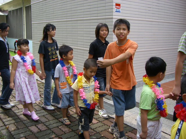 welcome024.JPG