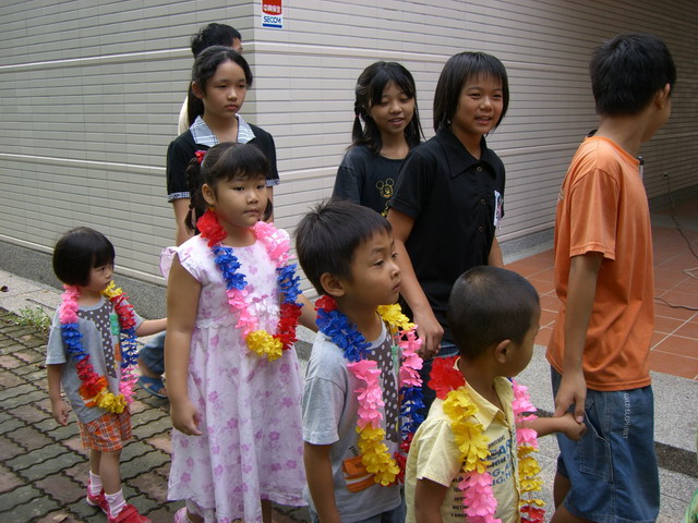welcome025.JPG