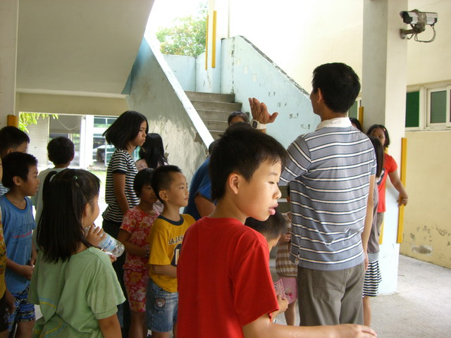 welcome145.JPG
