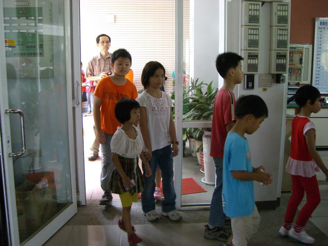welcome175.JPG