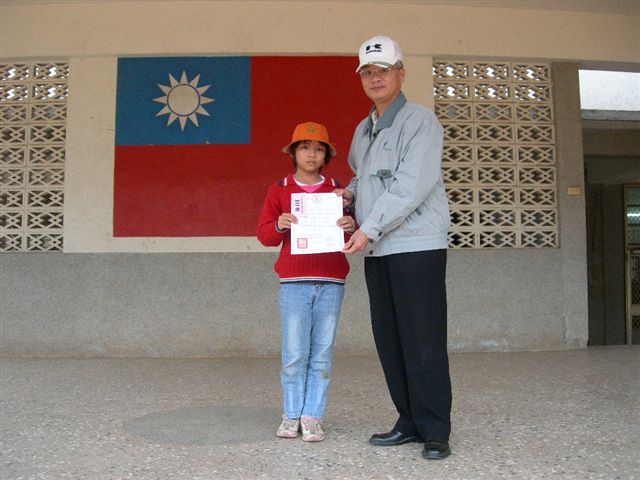 洪以忻參加育英全國數學公開賽國小二年級個人組資優